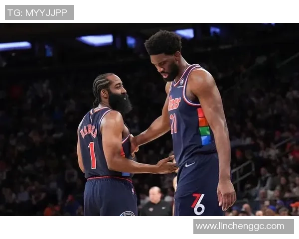 一度三分5中5！哈登三节打卡30+7+7带队狂胜 老快船上限全赖他？