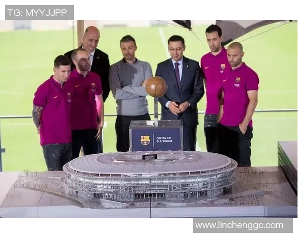 梅西怎么进入诺坎普？保安一眼认出后放行，巴萨过后找补被打脸